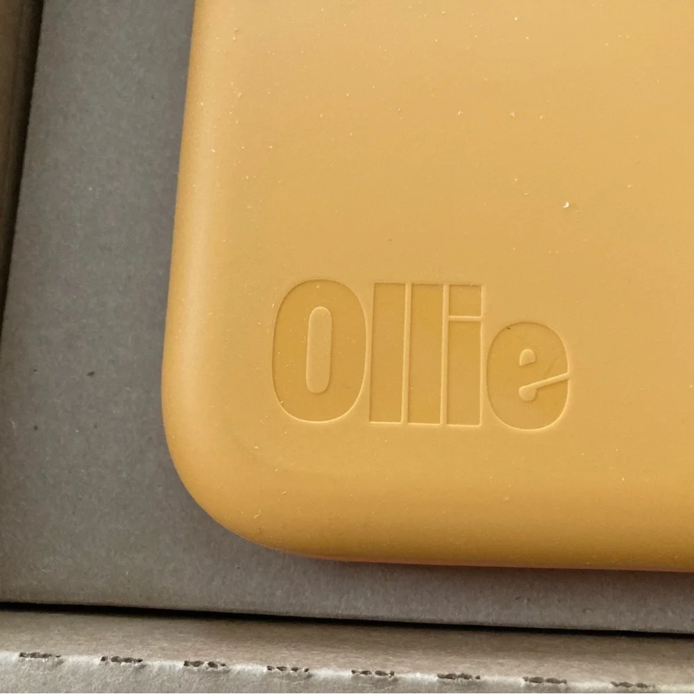 Ollie Yellow bamboo fiber & Silicone food Case - Picture 1 of 6